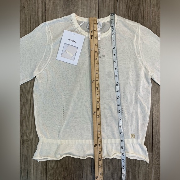 CHANEL Vintage White cc Logo Knit Blouse Top Size 40‎ EU NWT - Picture 7 of 16